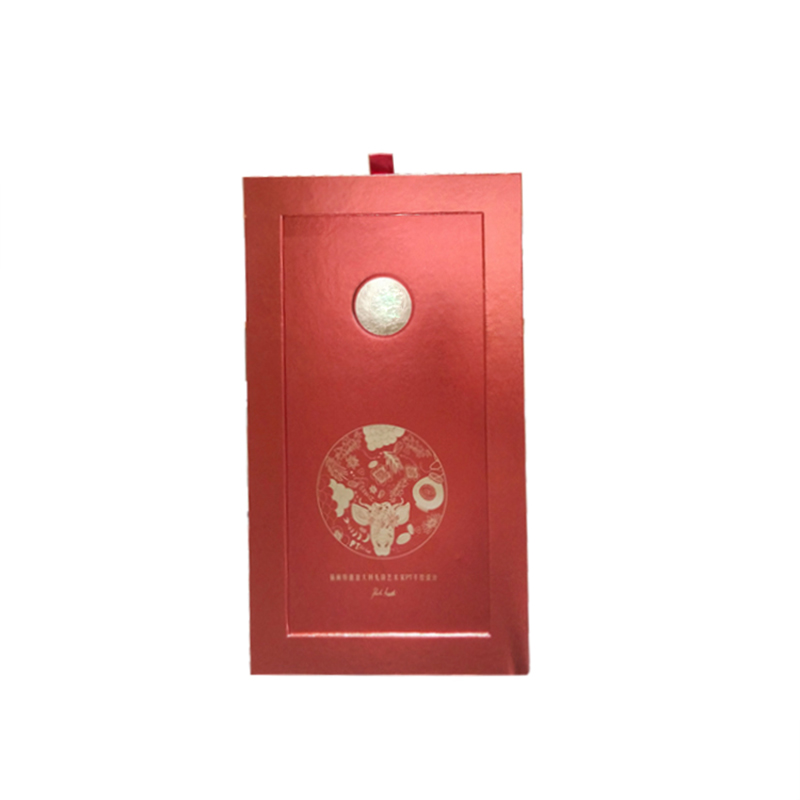中式镂空红色长方形揭盖式礼盒